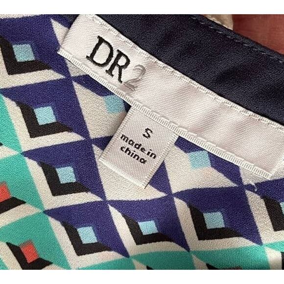 DR2 Womens Small Top Blouse Blue Pink Chevron Print Sleeveless - Picture 3 of 10